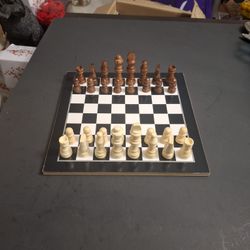 Wooden Chess Set 10x10 Black/White Board W/32 Wooden Pcs In Staunton Style-Dark Is From Golden Rosewood & Light From Boxwood