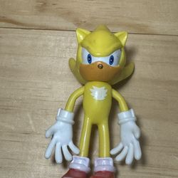 SEGA Sonic the Hedgehog Super Sonic Posable PVC Action Figurine 5.5" Yellow Red
