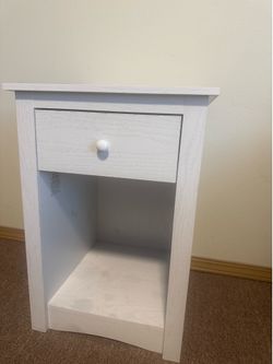 White night stand