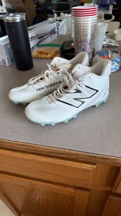 New balance lacrosse cleats