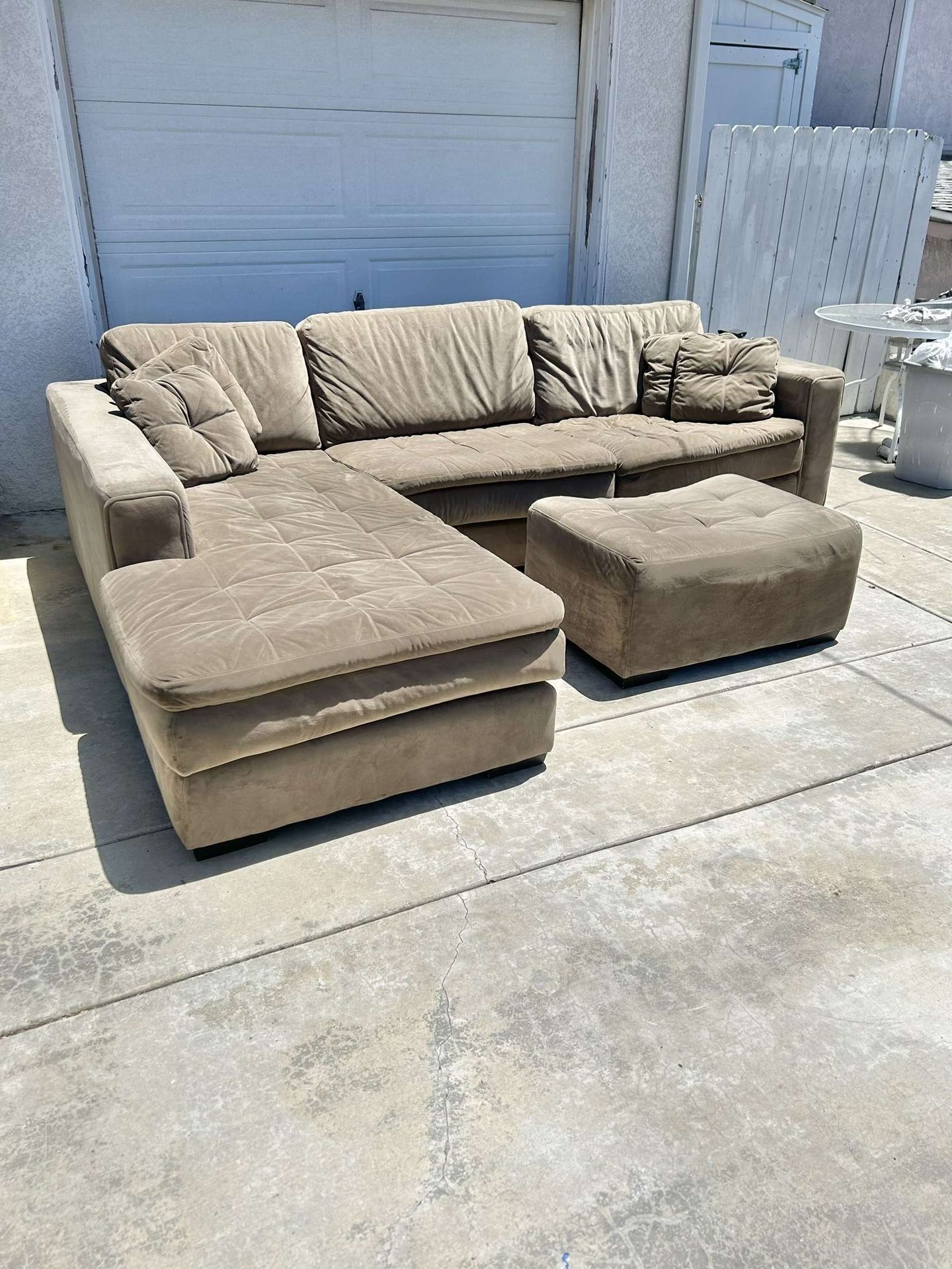 Couch/Sofa