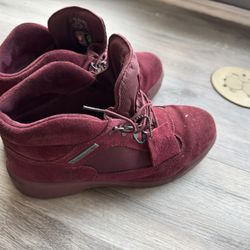 Timberlands Burgundy 10.5 