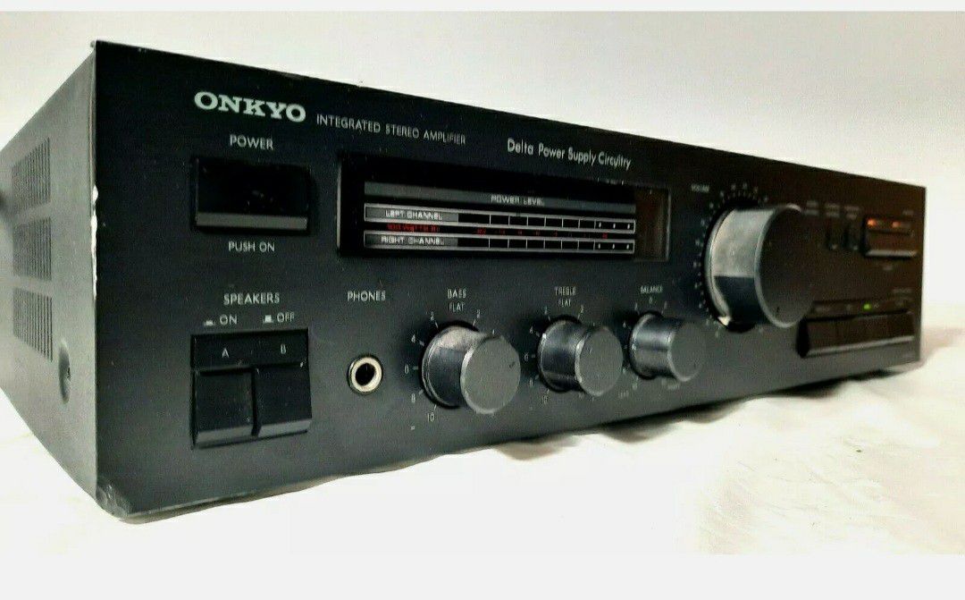 Onkyo A-8047V INTEGRATED STEREO AMPLIFIER