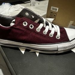 maroon converse size 7