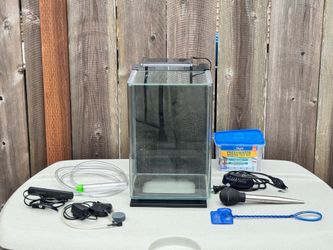 Complete 5 Gallon Aquarium Setup – Marineland Portrait Kit + Extras