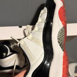 Jordan 11 Retro Low 
