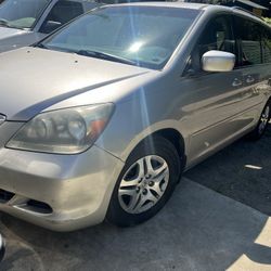 2005 Honda Odyssey