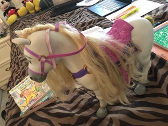 Toy horse