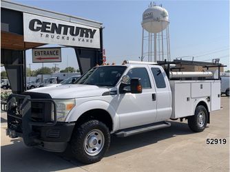 2016 Ford F-350 Chassis