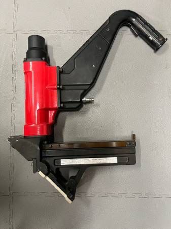 Flooring Nailer