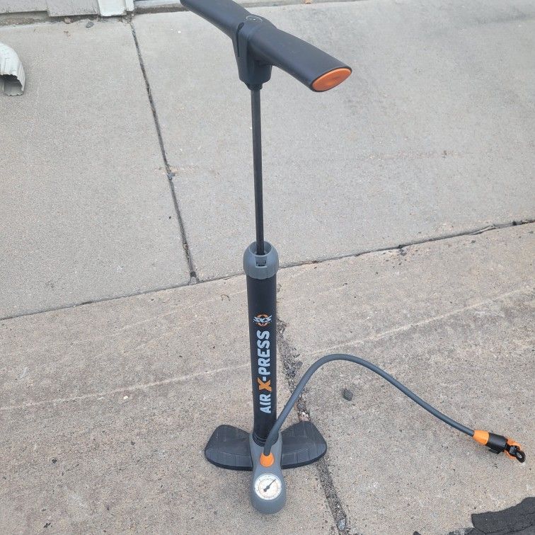 Air X-Press Bike Pump