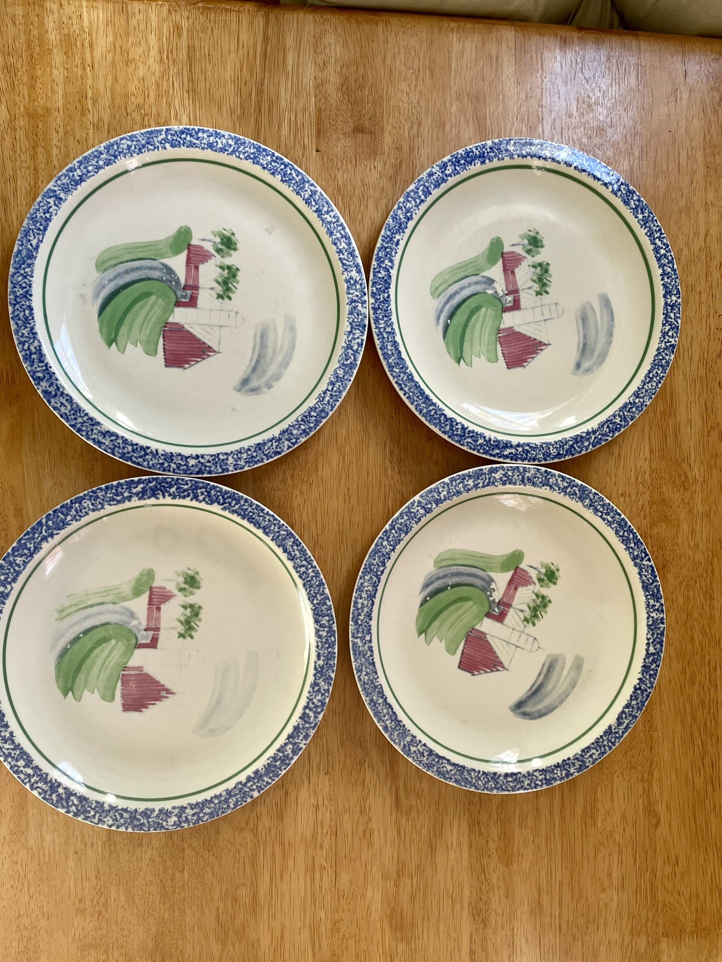 Pfaltzgraff “SUNNYDALE”Set of 4 Dinner Plates, SUPERB Condition! Barn/Farm Scene
