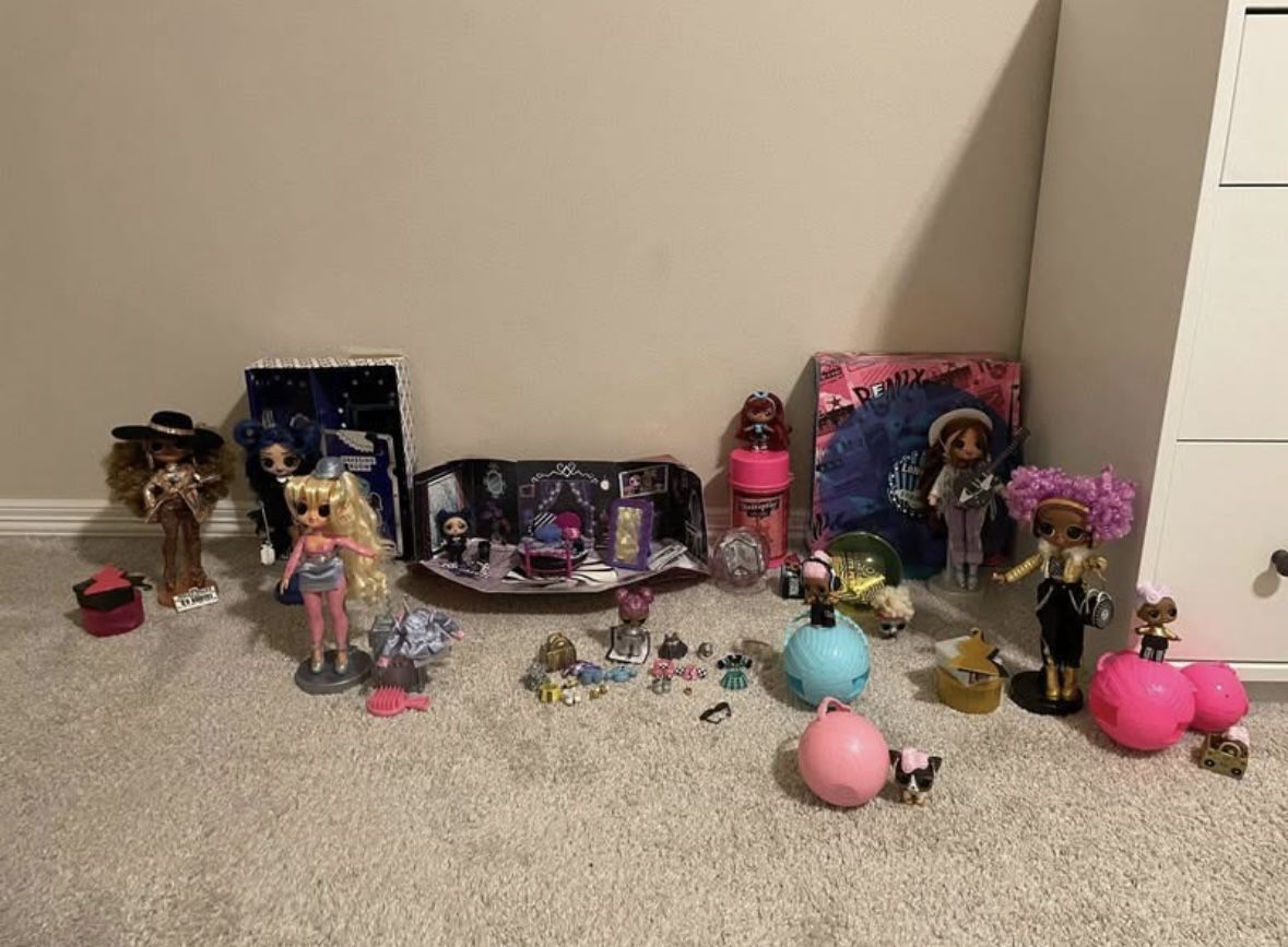 LOL Dolls Collection