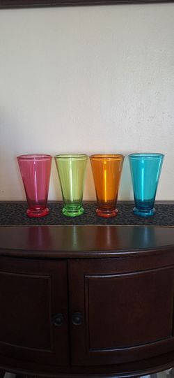 Color cups