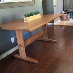 Vintage Trellis Table/desk Flawless