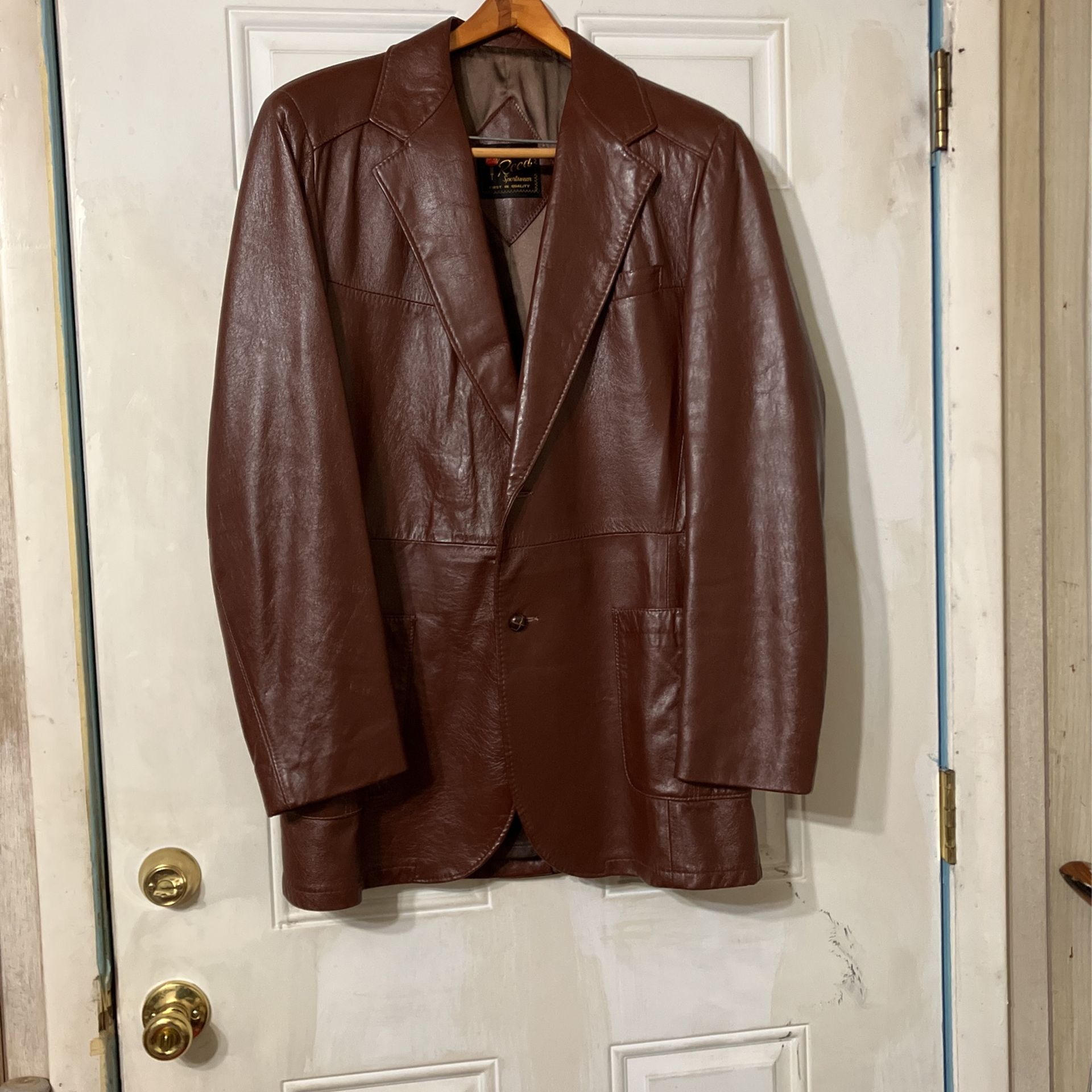 Men’s Soft Leather Blazer ( Great Condition)