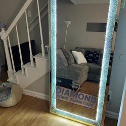 MIRROR W/ LED LIGHT 
