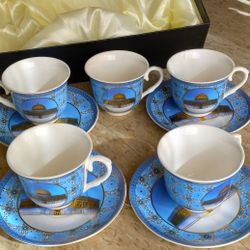 Vintage 1980 Jerusalem Tea Or Coffee Set Missing A Cup And 2 Plates $20 Pick Up At Country Club And Grant Please Check Out All Pictures 