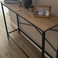 Entryway Table / Desk..