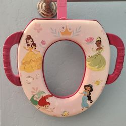 Girl's Toilet Seat Disney Brand 