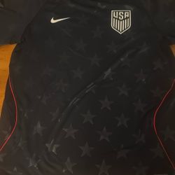Men’s USA Soccer Jersey Size L