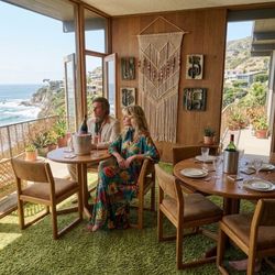 Set of 6 Vintage '70s Mid-Century Blonde Oak Dining/Occasional Chairs – Boho Eclectic MCM

