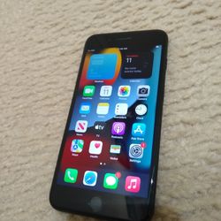 Apple iPhone 8 64 Gb UNLOCKED ANY CARRIER For Metro Tmobil Mint Mobile LycAmobile Working Fine