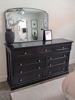 Klaussner Solid Wood 9-Drawer Dresser & Matching 2-Drawer Nightstand