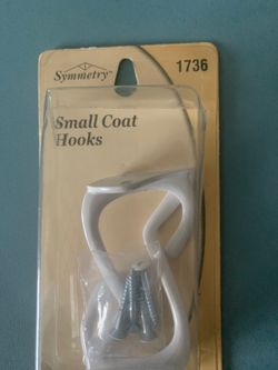 2 small coat 🧥 hooks