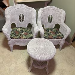 Wicker patio chair set with table