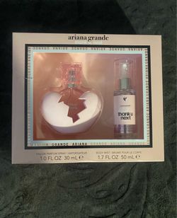 Arianna Grande perfume set