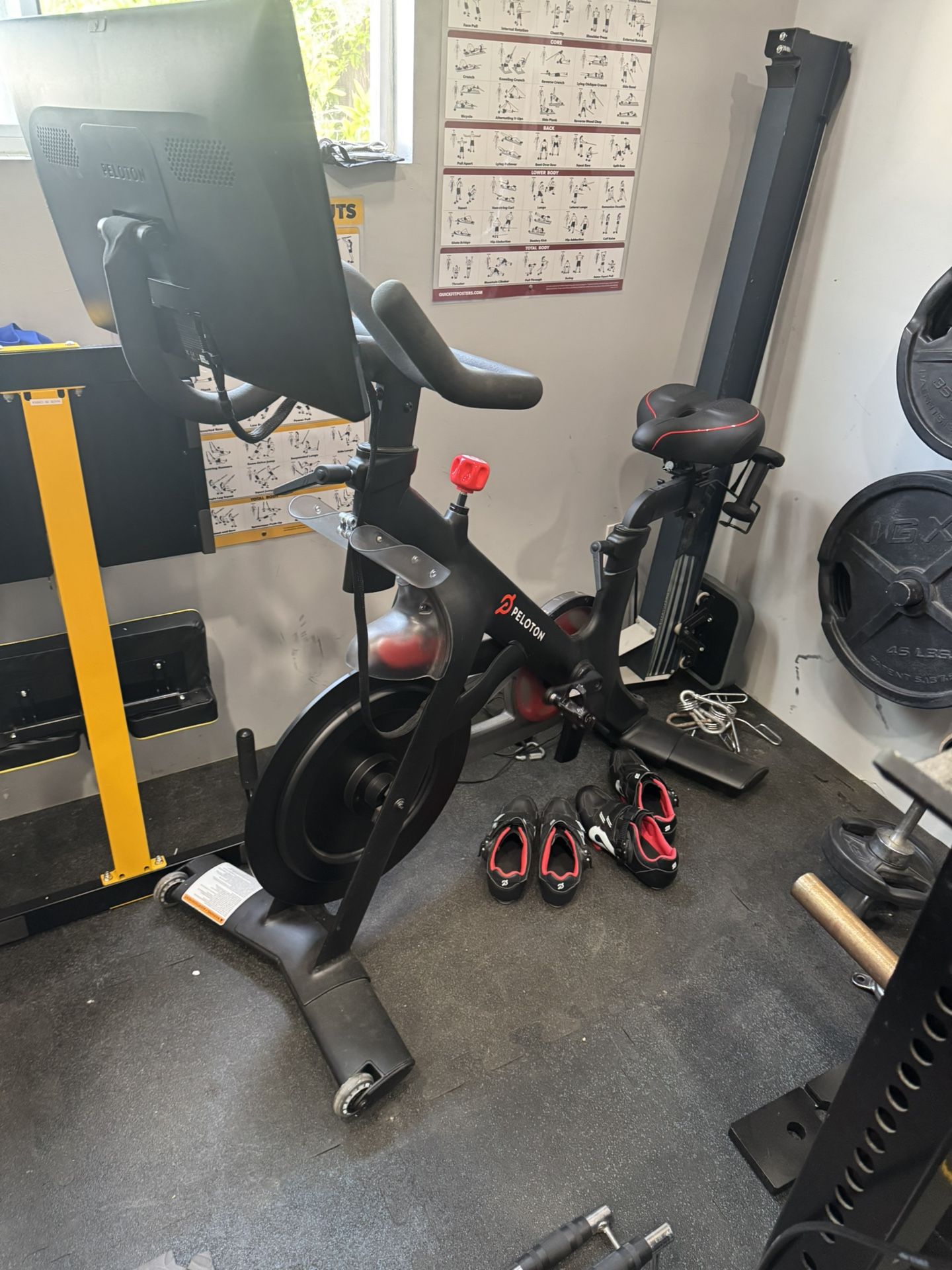 Peloton Bike Model PLTN-RB1VQ 21.5" HD Touch Screen- LOCAL PICK-UP ONLY