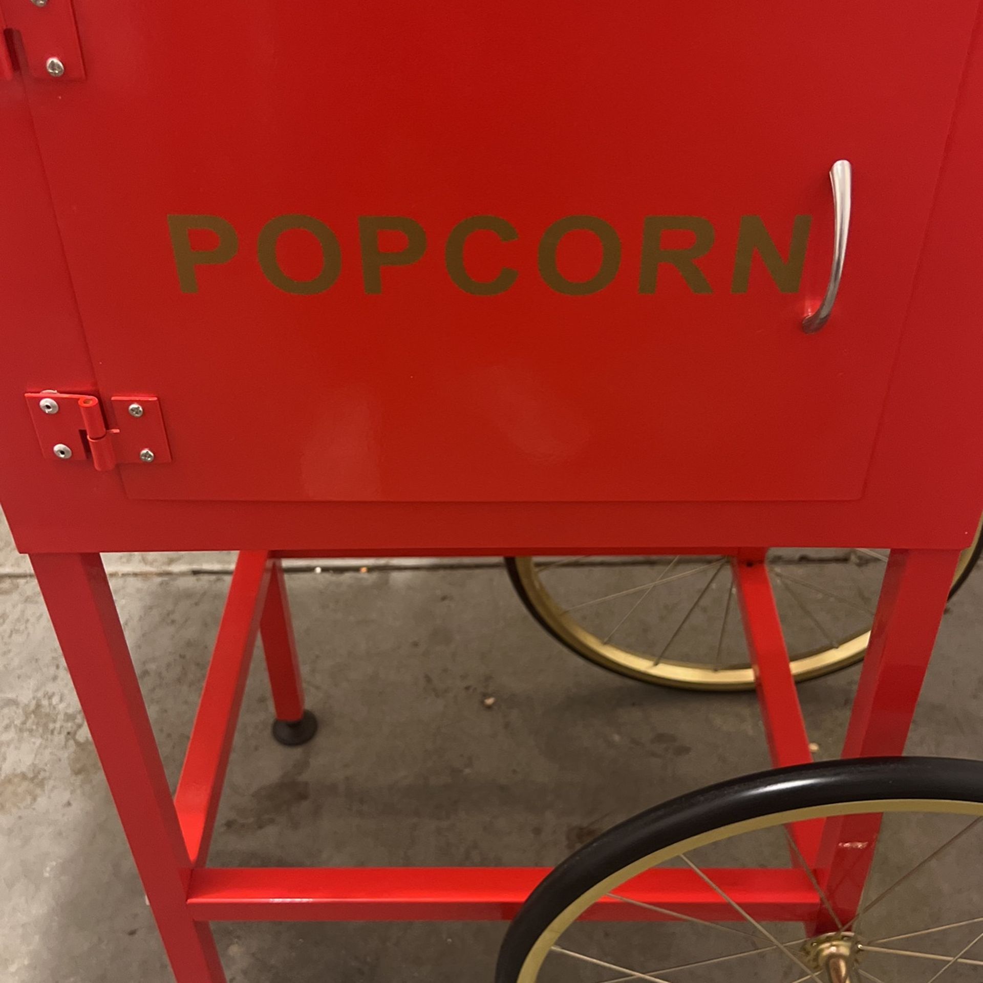 Movie Theater Popcorn Machine 🍿