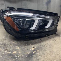 2020 2021 2022 2023 Mercedes-Benz GLE350 Right Passenger Side Adaptive Headlight OEM A1(contact info removed)08