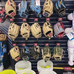 Baseball Gloves 