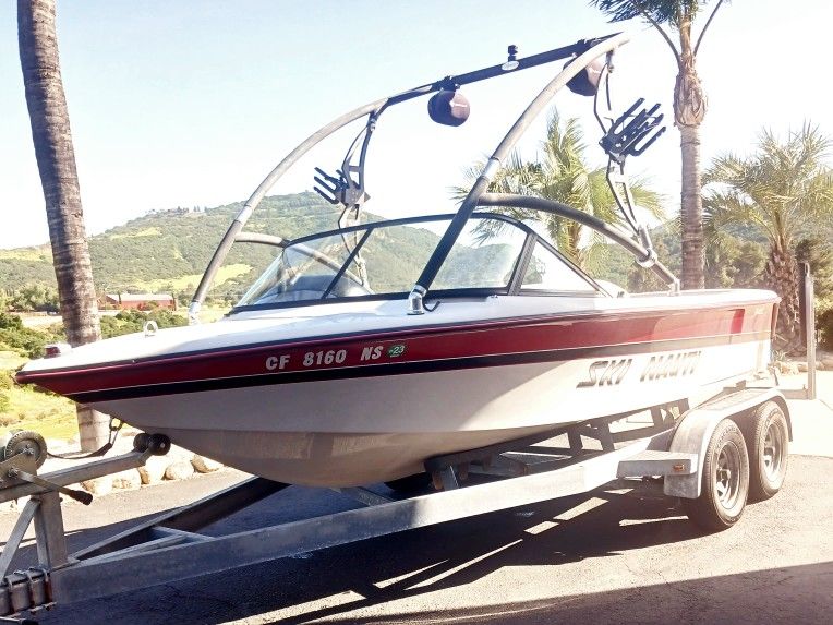 1995 Correct craft Ski nautique