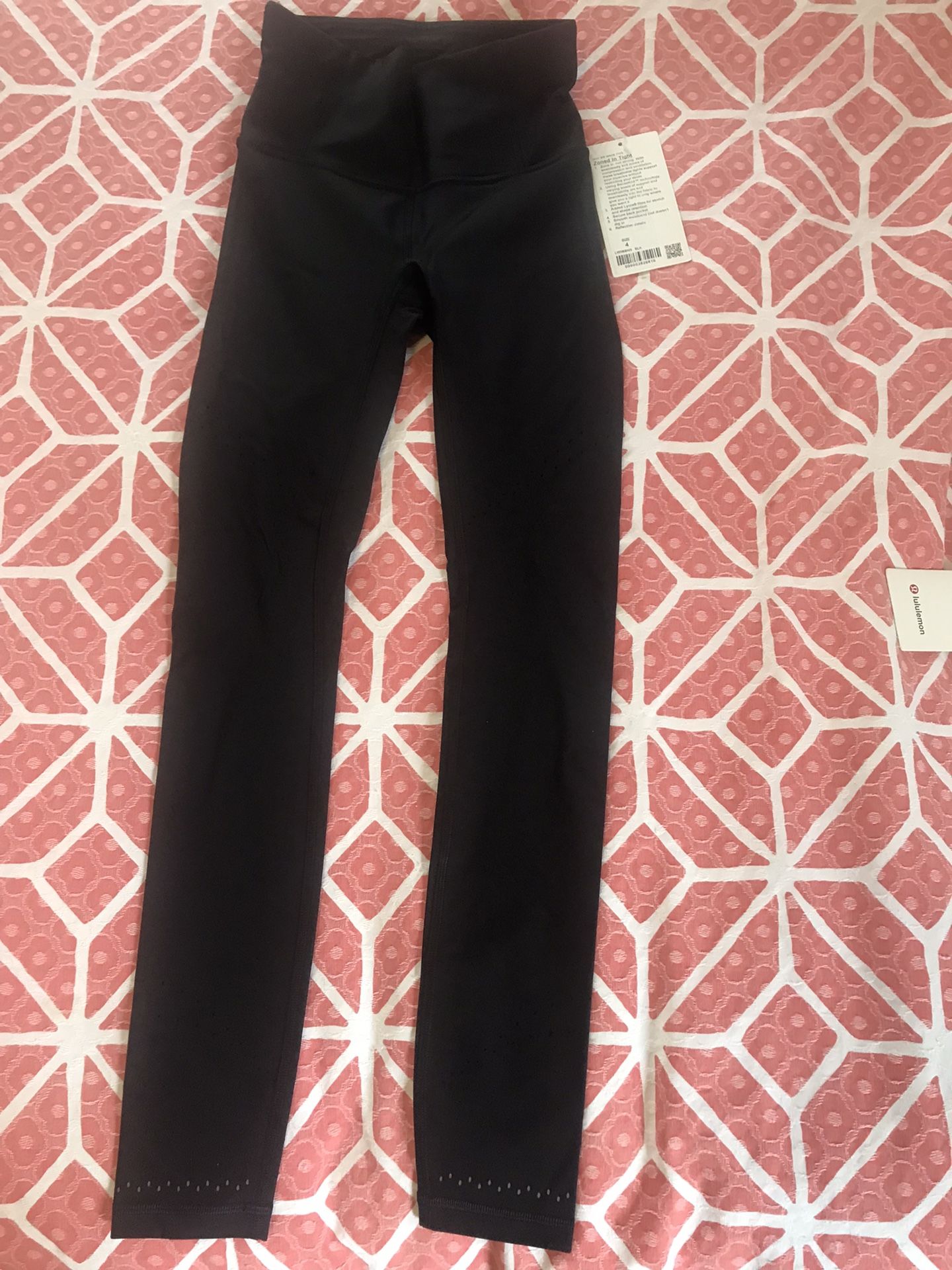 Lululemon Zoned In Tight