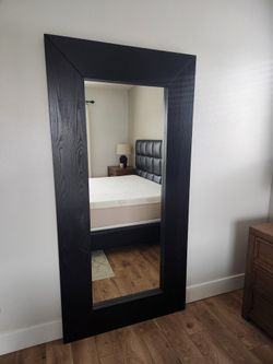 Stand-up Mirror