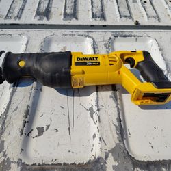 DeWalt 20v Sawzall