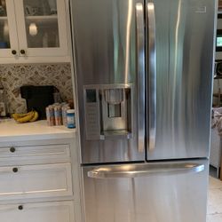 LG Refrigerator 3-door Indoor Water And Ice