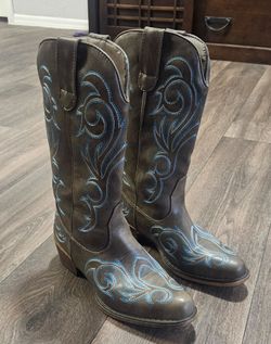 IUV Womens Cowboy Boots Used Size 6 $30
