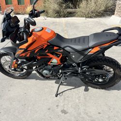 2023 KTM 390 Adventure 