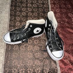 Converse (woman’s)