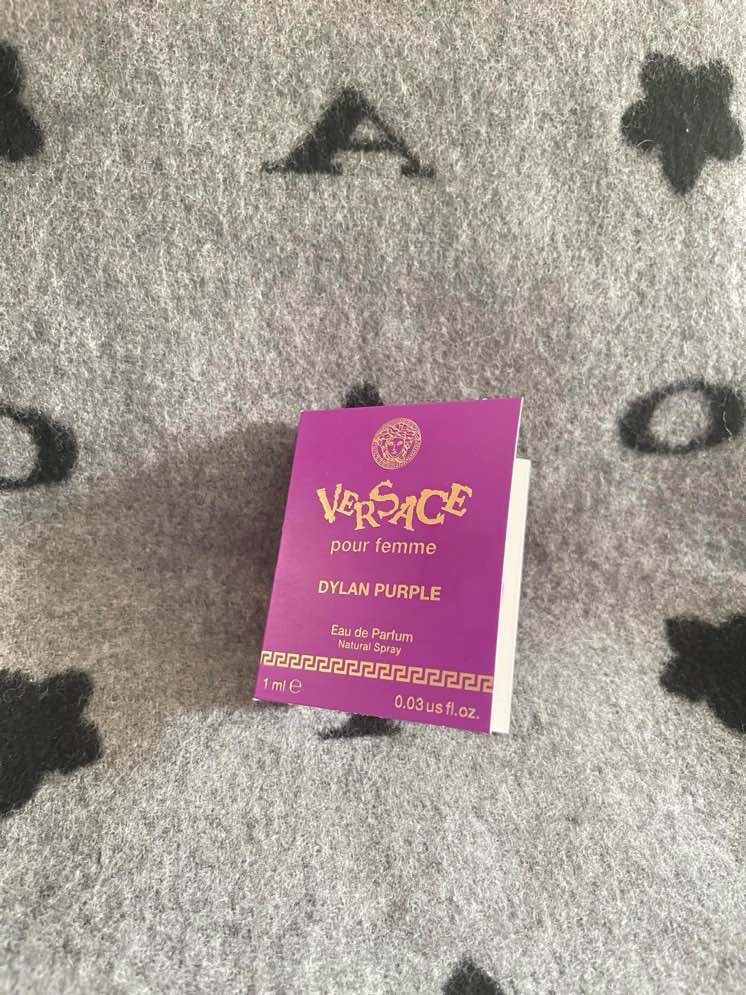 Versace Dylan purple EDP sample 1ml