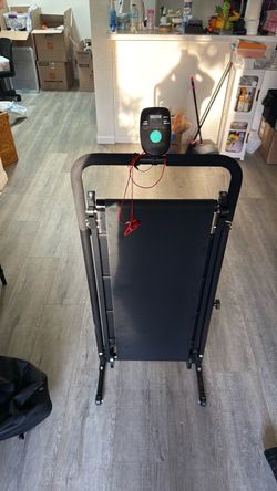 Foldable walking treadmill