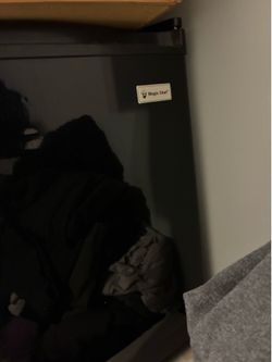 Refrigerator (small)