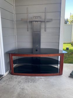 Kyan curved wood/glass tv stand