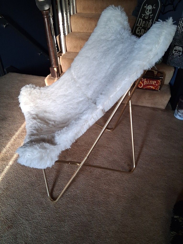 ivory Kirklands butterfly chair