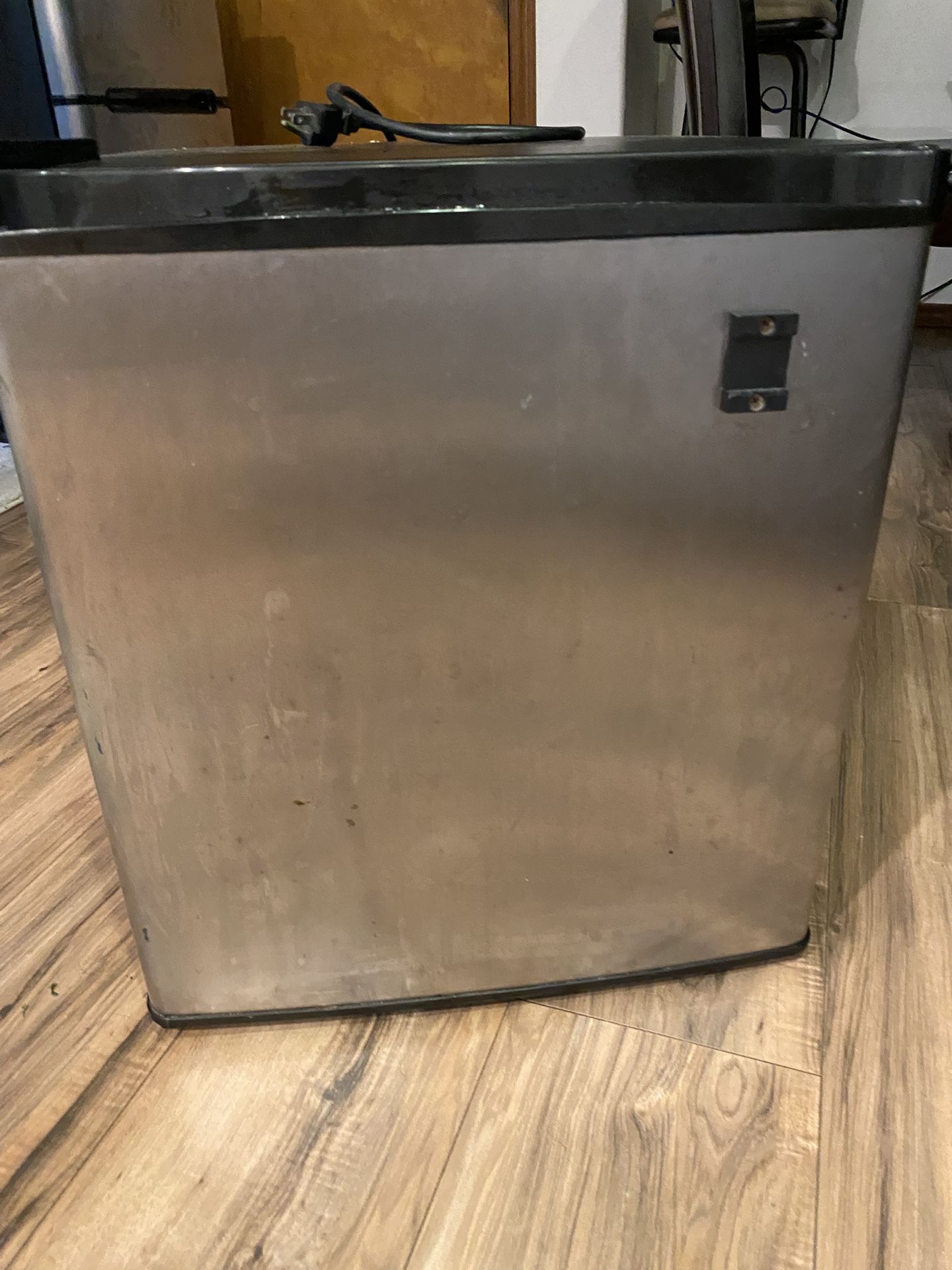 refrigerator in good condition