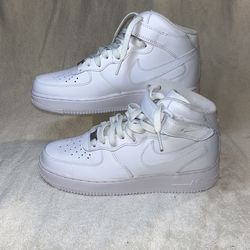 Shoes: Nike Air Force 1 Mid ‘07